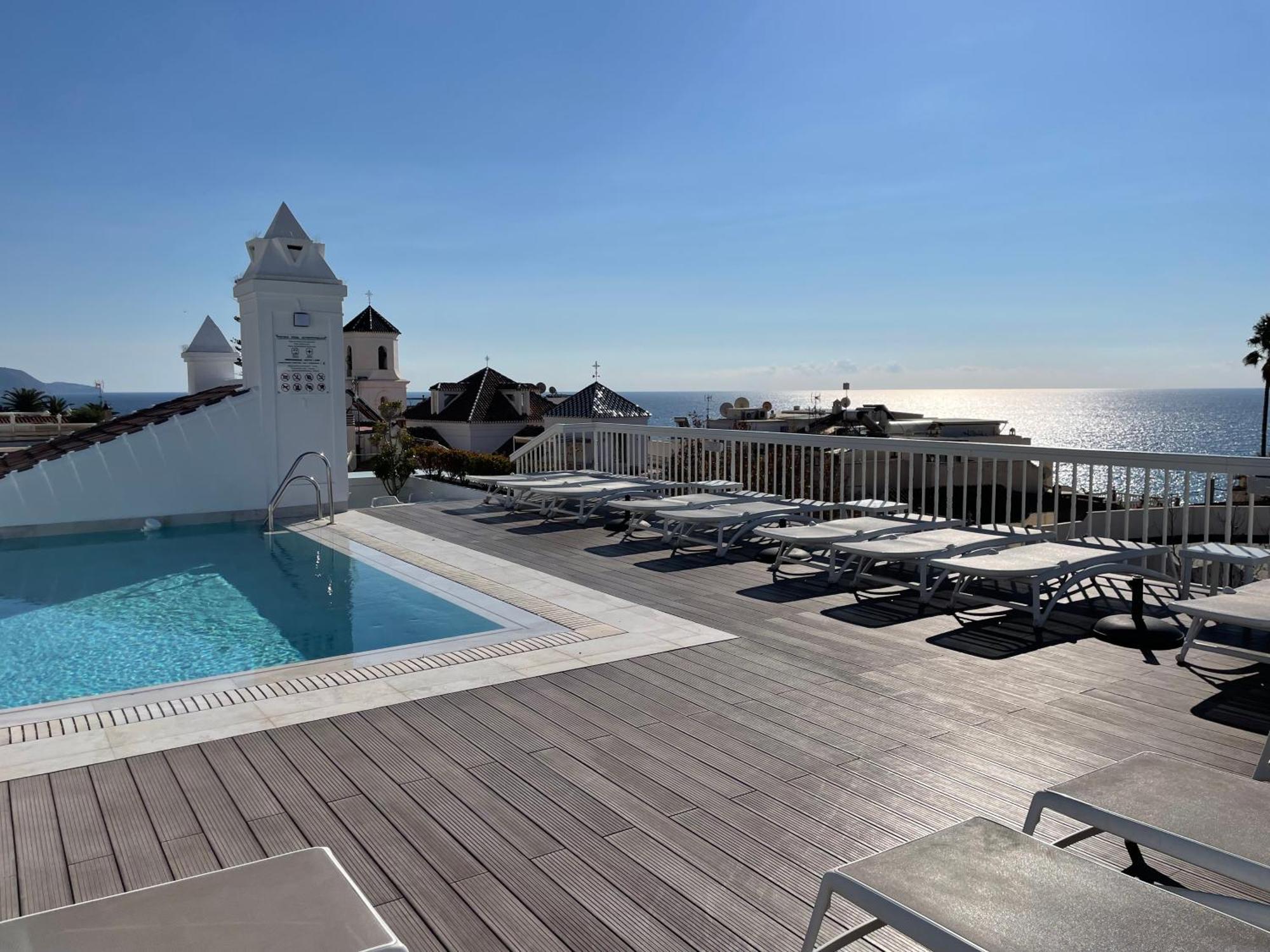 Hotell Plaza Cavana Nerja