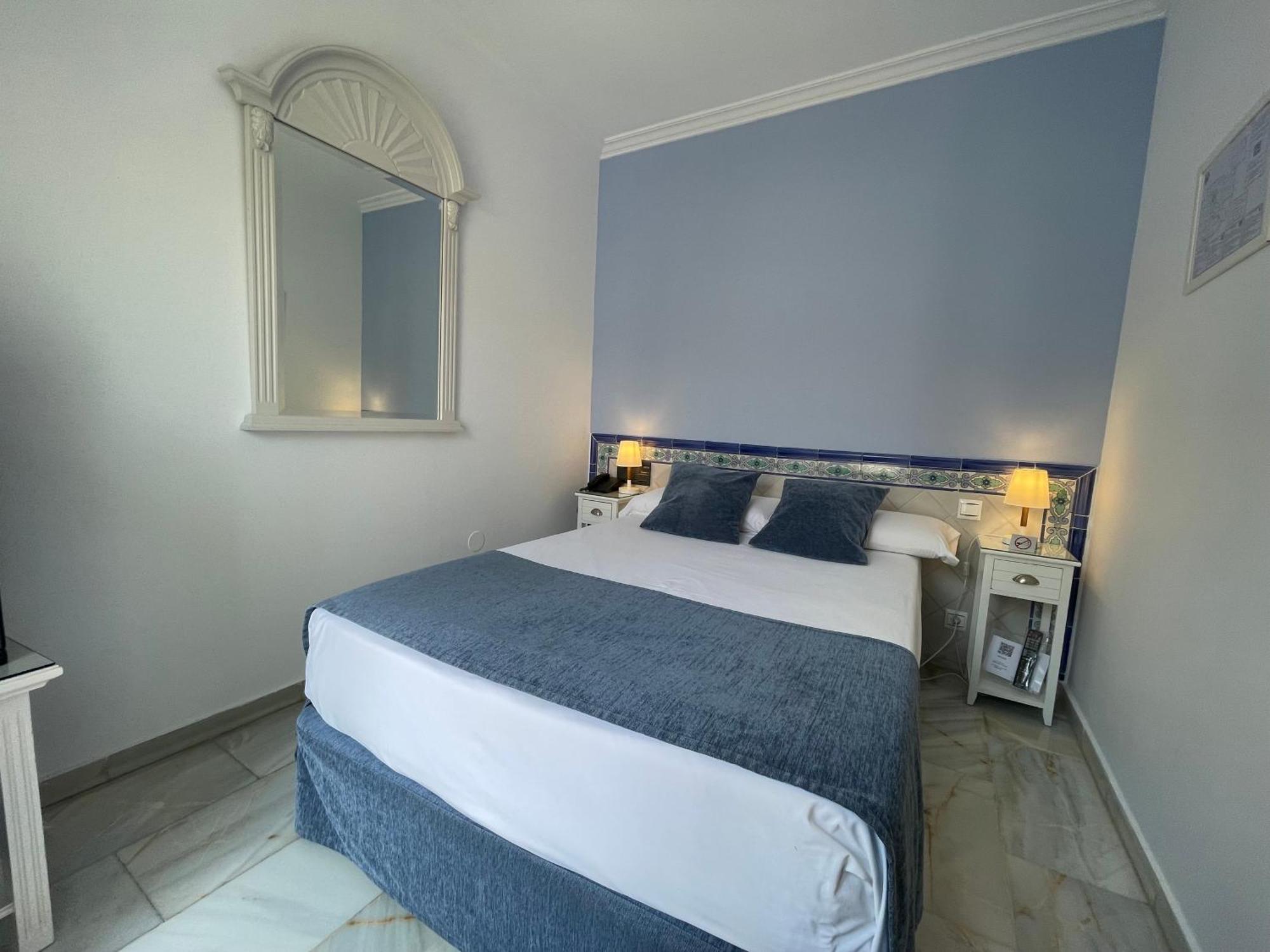 Hotell Plaza Cavana 3*