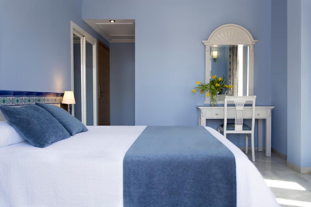 Hotell Plaza Cavana 3*